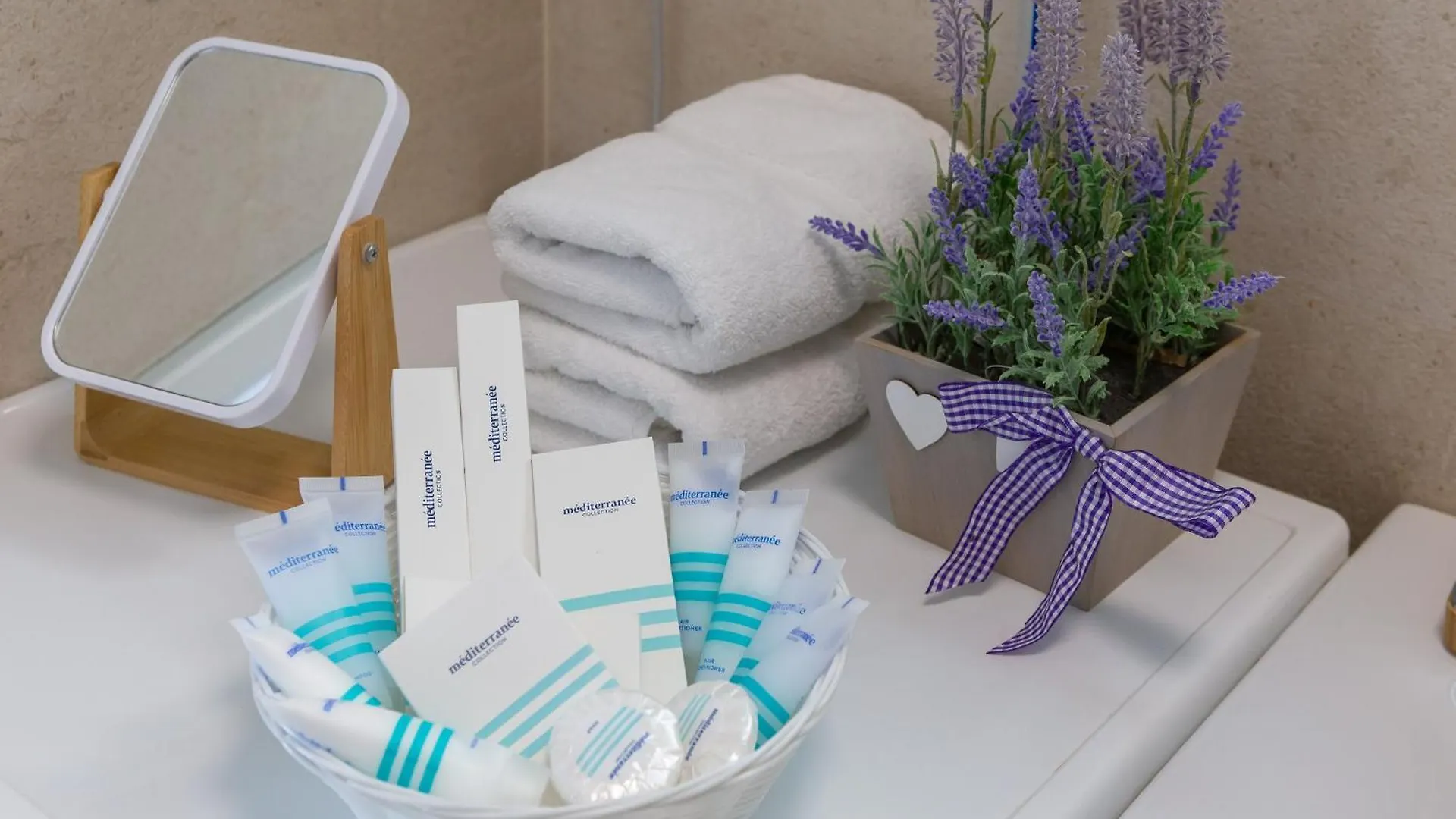 Epetium Beach Villa 스플리트