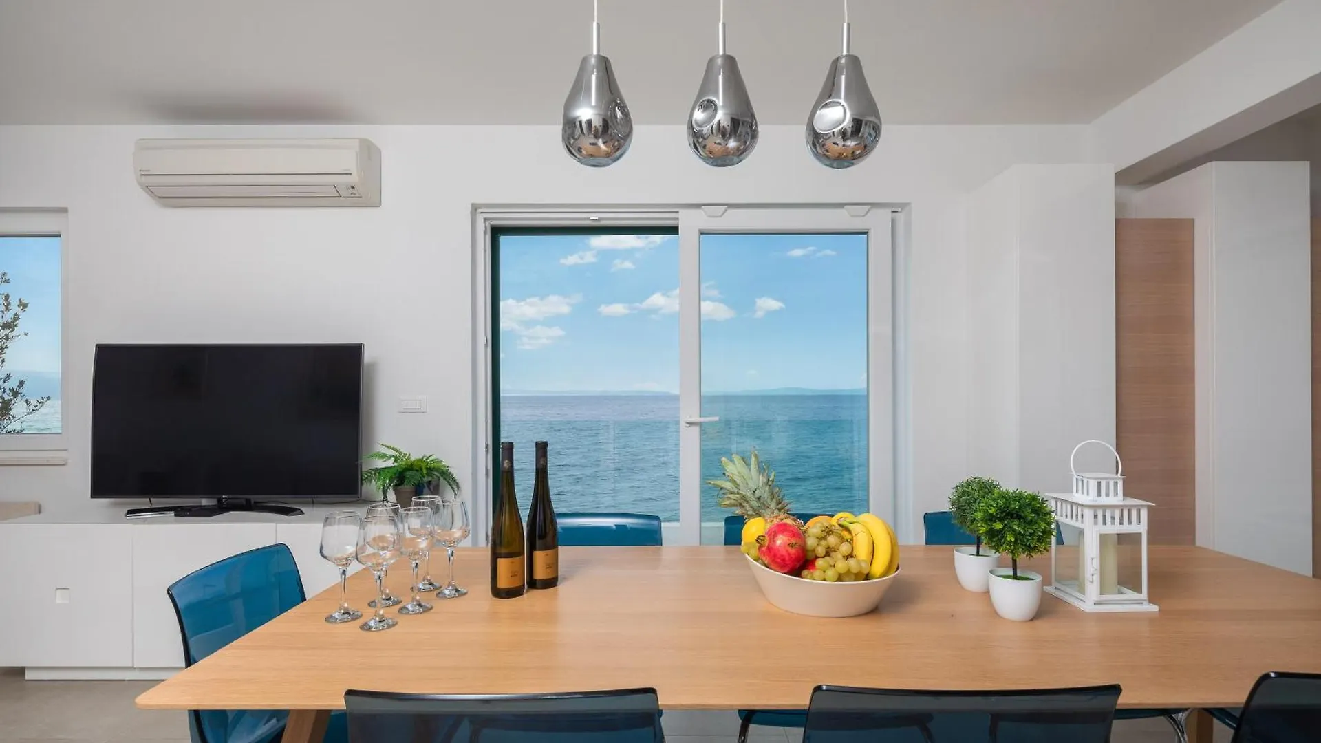 Epetium Beach Villa 스플리트