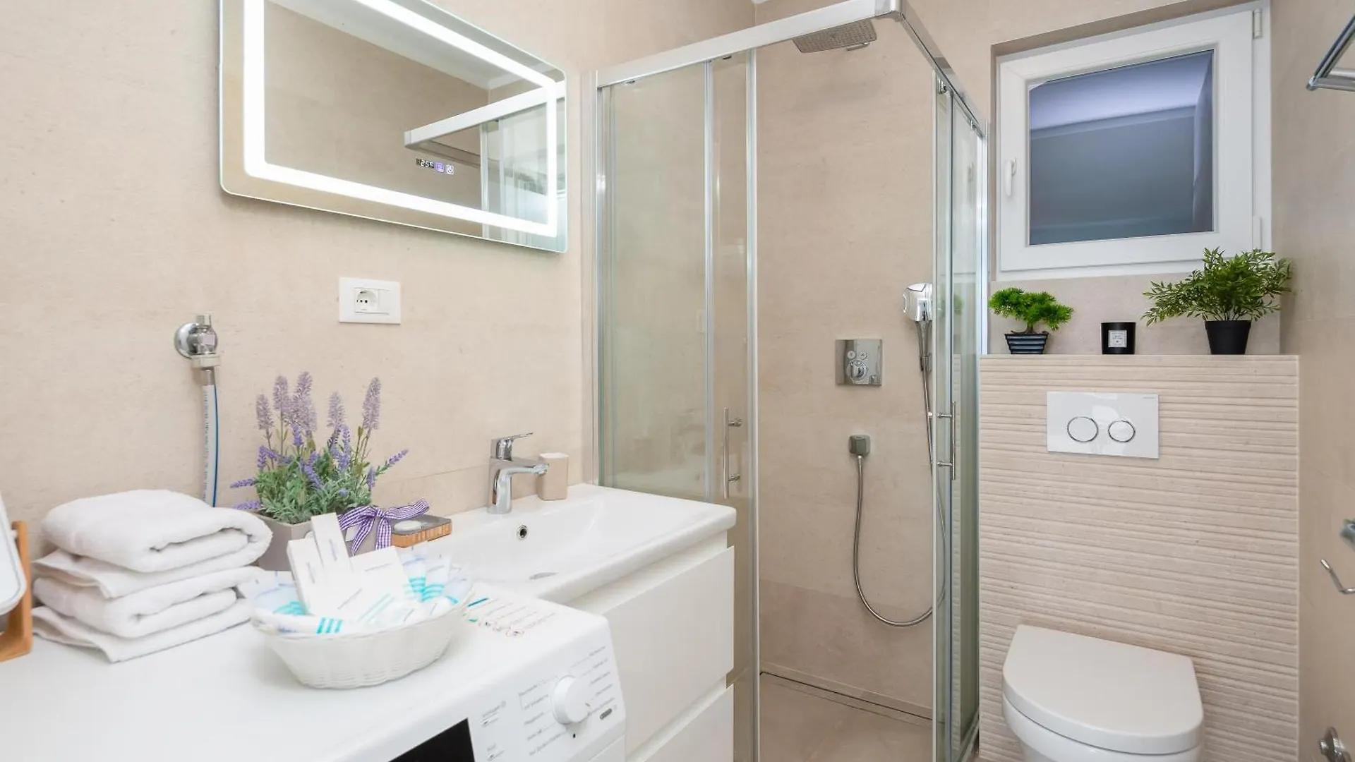 Epetium Beach Villa 스플리트