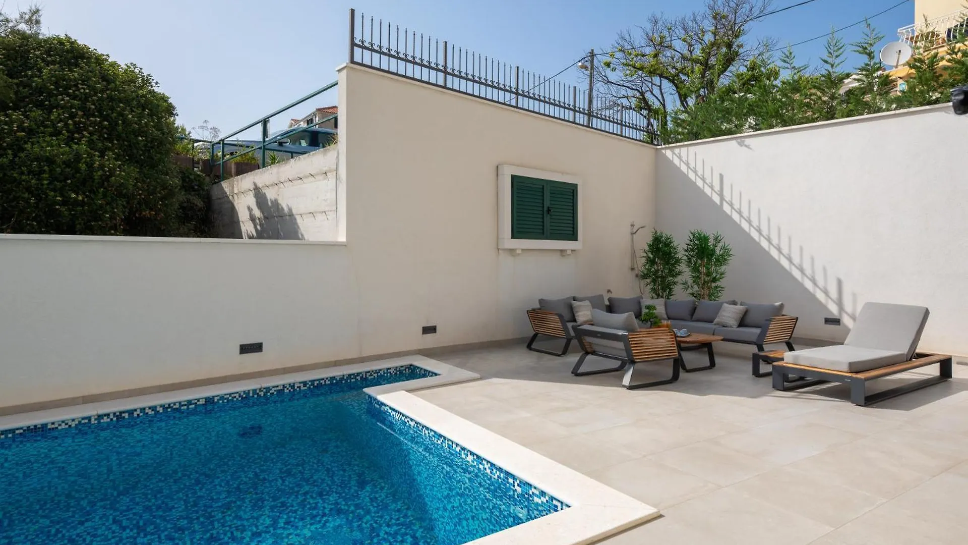 Epetium Beach Villa 스플리트
