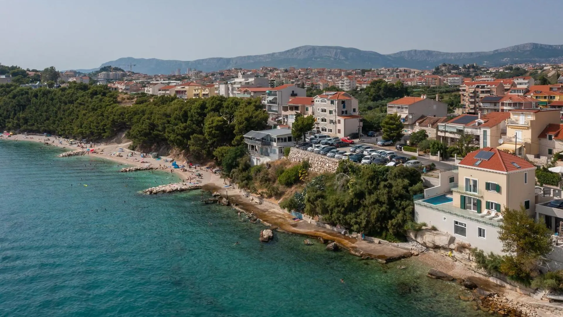 Epetium Beach Villa 스플리트