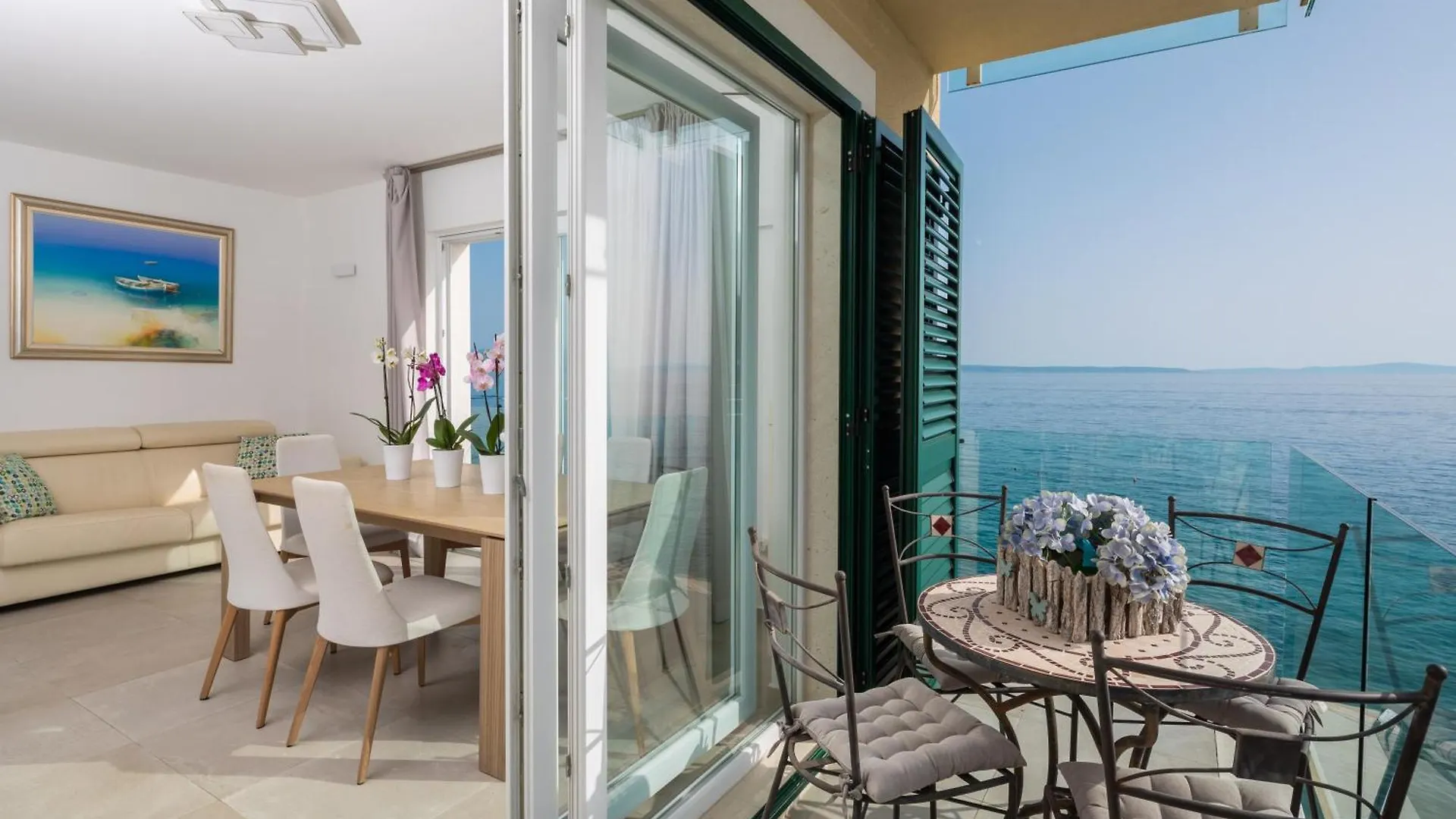 Epetium Beach Villa 스플리트