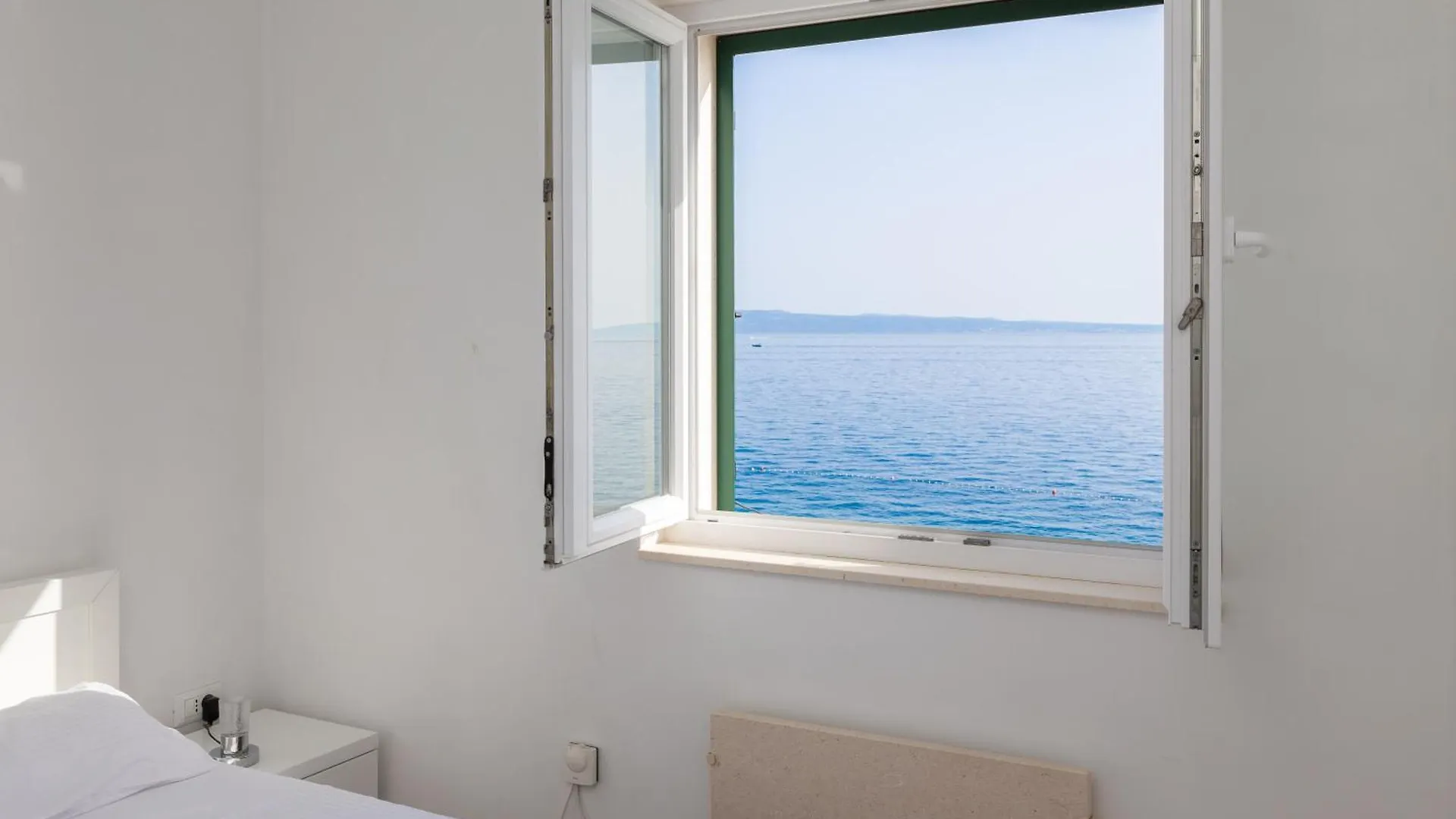 Epetium Beach Villa 스플리트