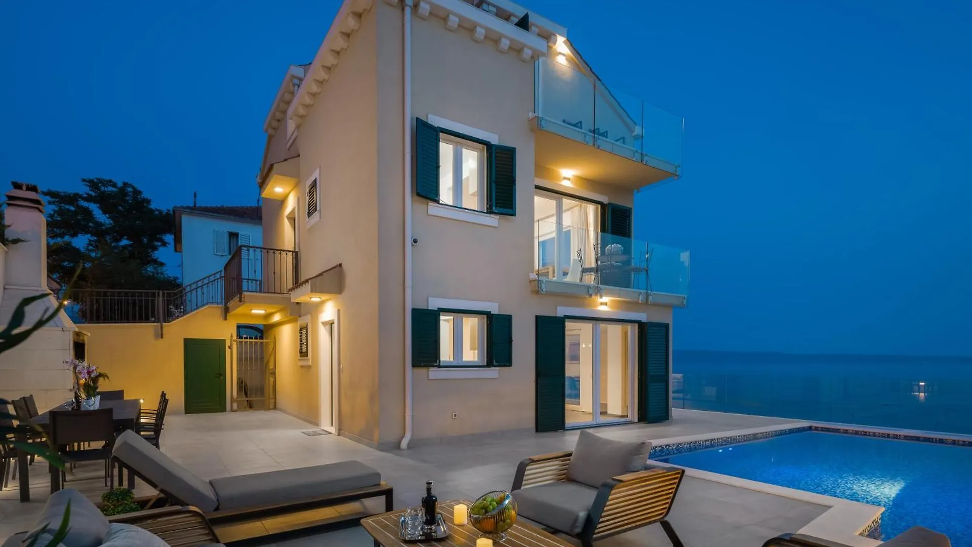 Epetium Beach Villa Split
